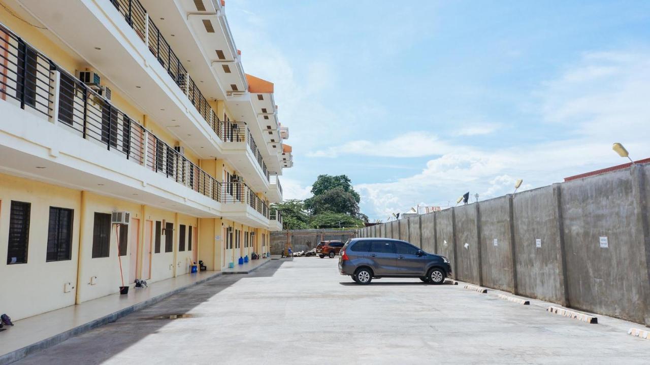 Reddoorz Plus Near Talisay Town Center Exterior foto